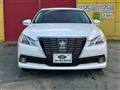 2013 Toyota Crown Hybrid