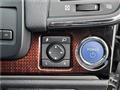 2017 Toyota Crown Hybrid