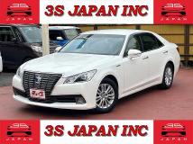 2015 Toyota Crown Hybrid