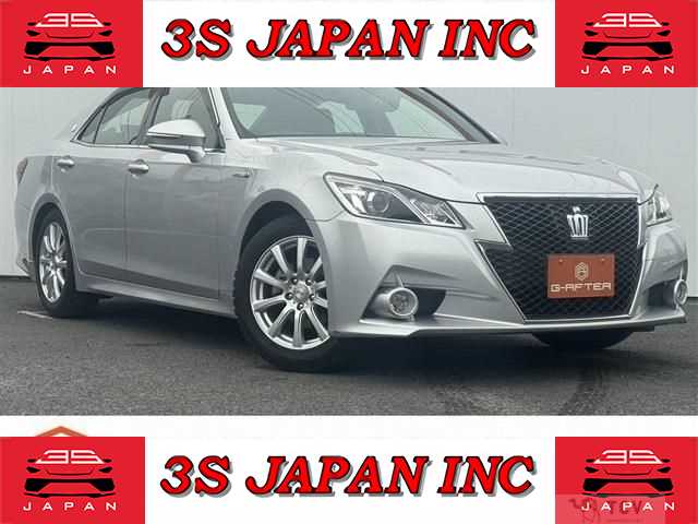 2014 Toyota Crown
