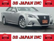 2014 Toyota Crown