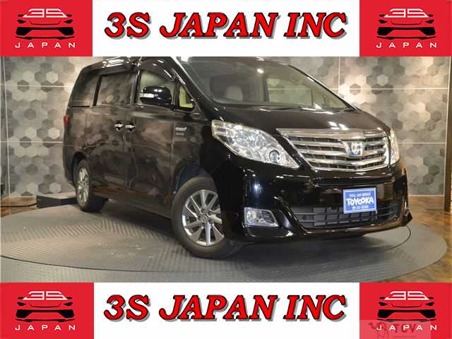 2013 Toyota Alphard Hybrid