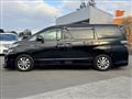 2013 Toyota Vellfire