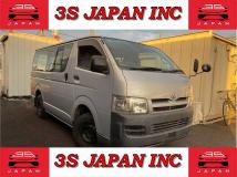 2005 Toyota Hiace Van