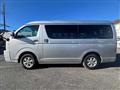 2008 Toyota Hiace