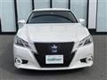 2013 Toyota Crown Hybrid