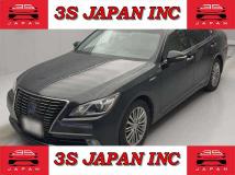2015 Toyota Crown Hybrid