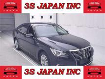 2016 Toyota Crown