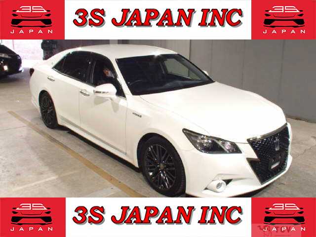 2014 Toyota Crown