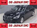 2013 Toyota Crown Hybrid