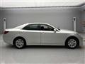 2013 Toyota Crown Hybrid