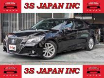 2013 Toyota Crown Hybrid