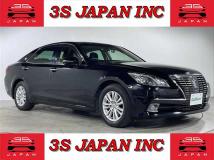 2015 Toyota Crown Hybrid