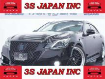 2013 Toyota Crown Hybrid