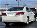 2013 Toyota Crown Hybrid