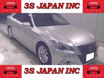 2014 Toyota Crown Hybrid