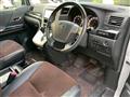 2014 Toyota Alphard