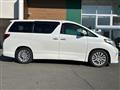 2014 Toyota Alphard