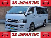 2009 Toyota Hiace