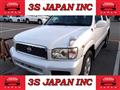 2000 Nissan Terrano