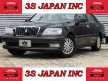 2000 Toyota Crown Majesta