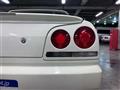 2000 Nissan Skyline