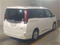 2014 Toyota Noah