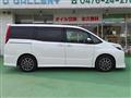 2017 Toyota Noah
