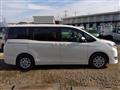 2017 Toyota Noah