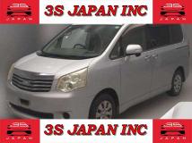 2013 Toyota Noah