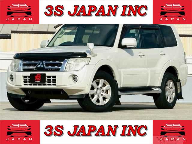 2013 Mitsubishi Pajero