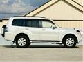 2013 Mitsubishi Pajero