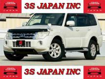 2013 Mitsubishi Pajero
