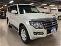 2014 Mitsubishi Pajero