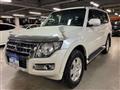 2014 Mitsubishi Pajero