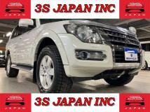 2014 Mitsubishi Pajero