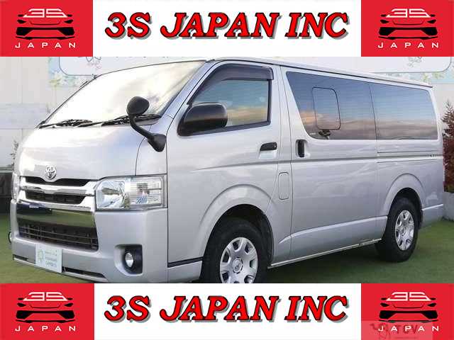 2015 Toyota Regiusace Van