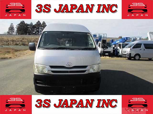2008 Toyota Hiace Van