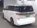 2016 Nissan Elgrand