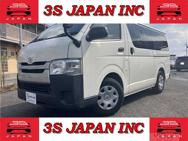2015 Toyota Regiusace Van