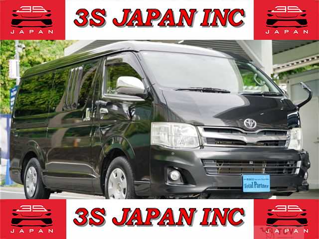 2012 Toyota Regiusace Van