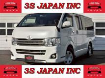 2011 Toyota Hiace