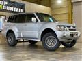 2004 Mitsubishi Pajero
