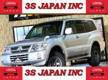 2004 Mitsubishi Pajero
