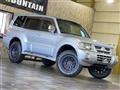 2005 Mitsubishi Pajero