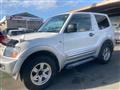 2002 Mitsubishi Pajero