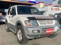2002 Mitsubishi Pajero
