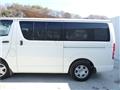 2005 Toyota Hiace