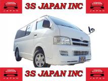 2005 Toyota Hiace