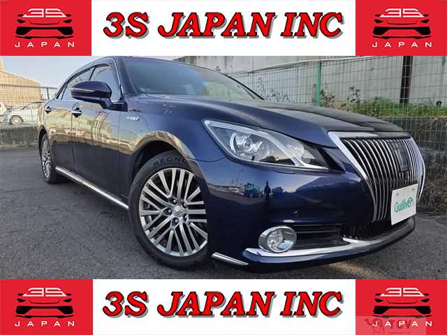 2014 Toyota Crown Majesta